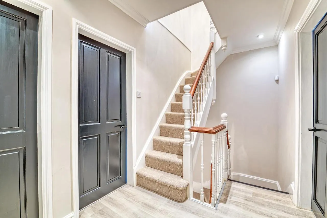Luxury Georgian Townhouse With Cinema And Parking Villa Chester